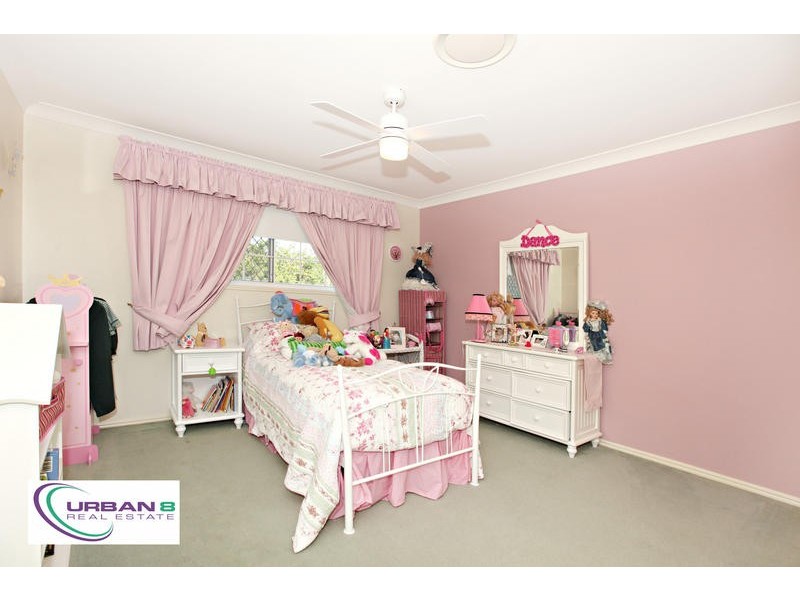 25 Jamieson Place, Brookfield QLD 4069